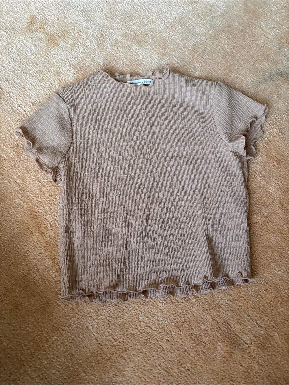 Reformation Alondra Taupe Crinkle Knit Short Sleeve Top